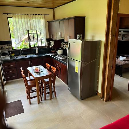 Вілла La Casa De La Abuela Sucua Екстер'єр фото
