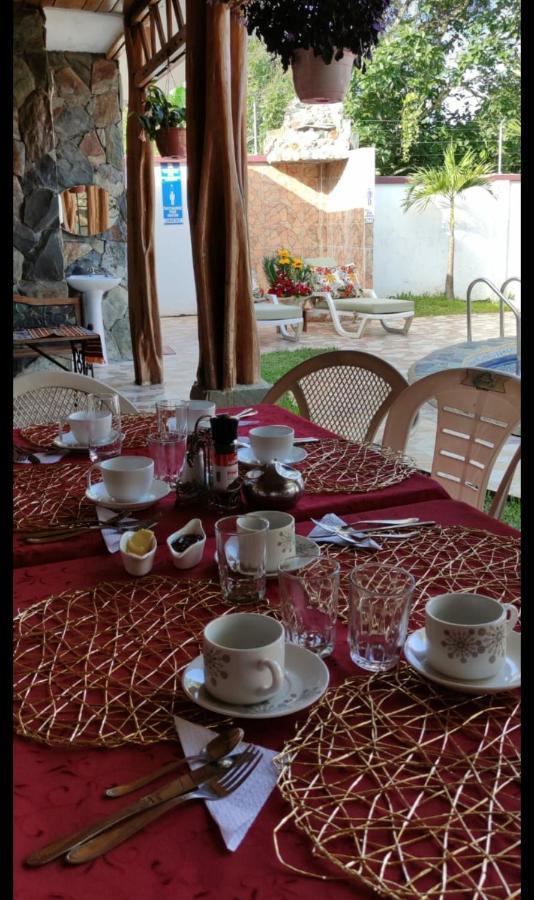 Вілла La Casa De La Abuela Sucua Екстер'єр фото
